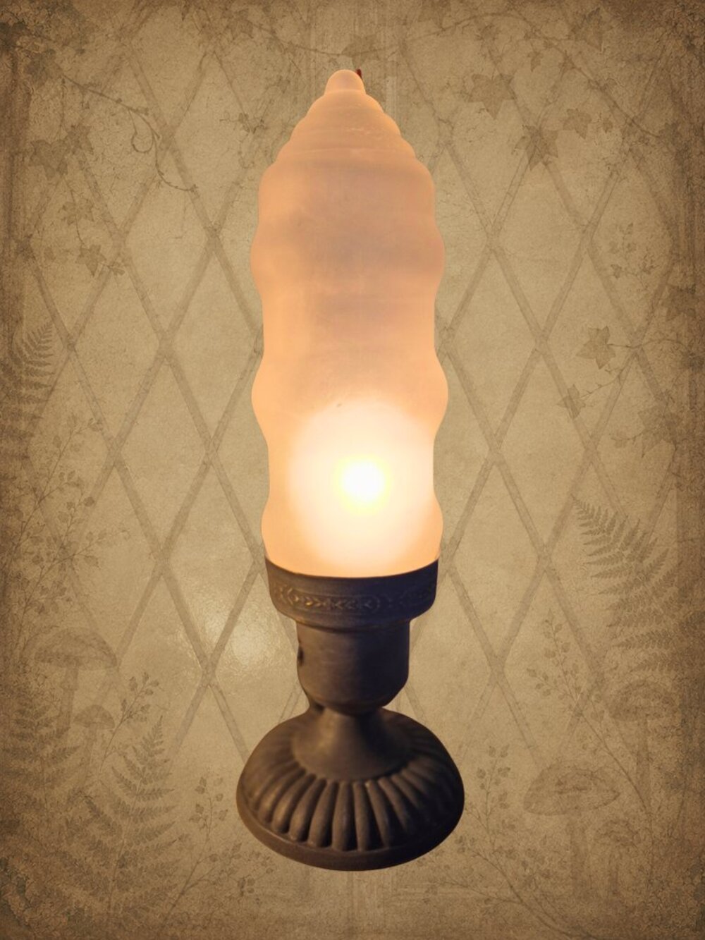 Cabinet of Curiosities 🧚♂️ Vintage Art Deco Boudoir Skyscraper Lamp